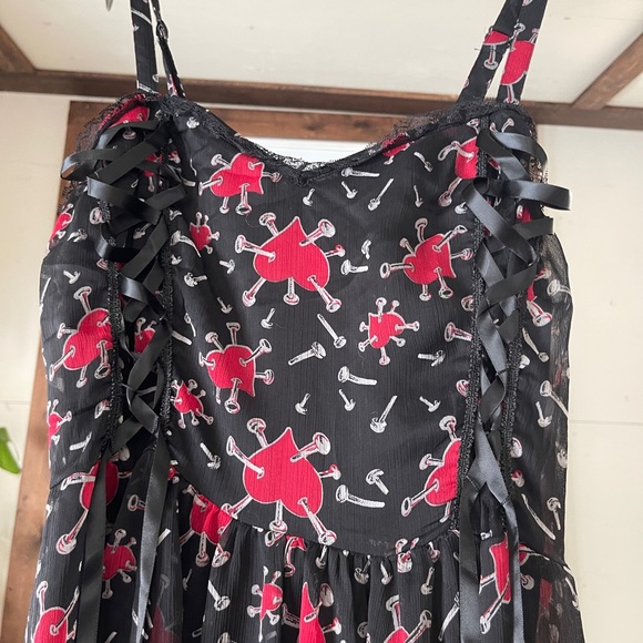 NWT Torrid Tripp Heart Nail Dress Size 0 - Picture 2 of 5